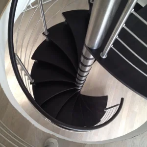 Hélicoïdal à marches concaves, fût inox — Escaliers Deparis
