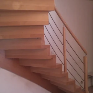 Piano en hêtre, limon métallique — Escaliers Deparis